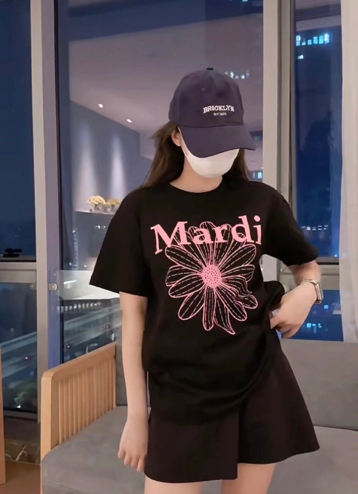 韩国 Mardi 小雏菊短袖T恤 胸围108cm