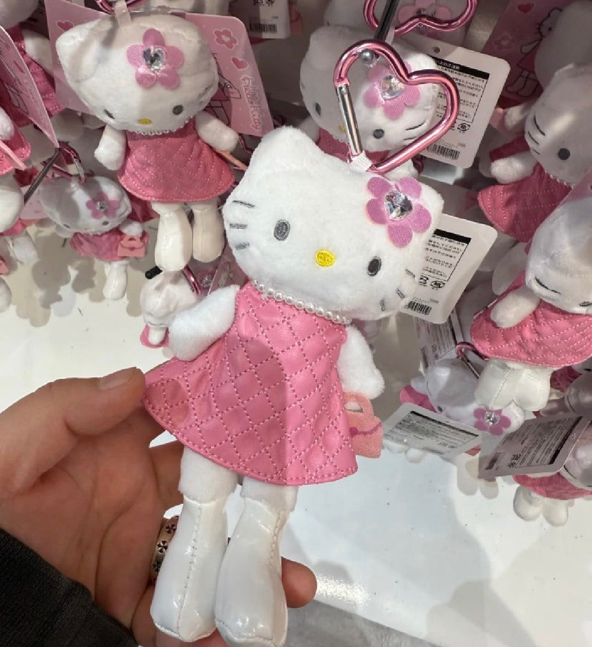 日本 粉裙 长腿 凯蒂猫 挂件