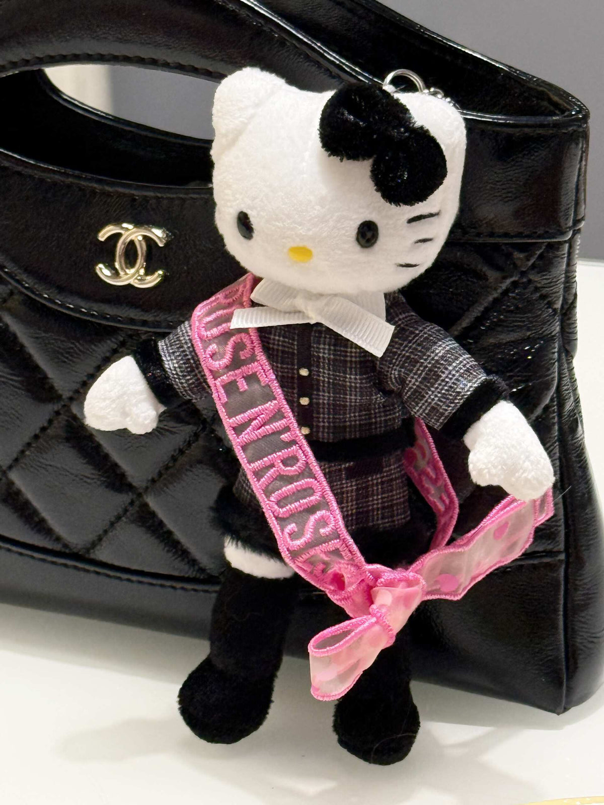 日本 百变 长腿 凯蒂猫 挂件 小香礼服