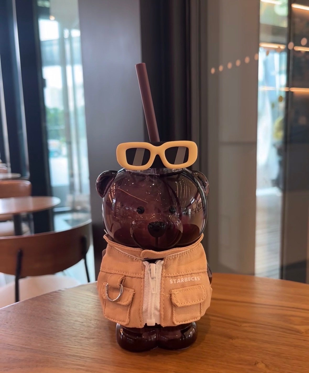 星巴克 熊店长小镇玻璃吸管杯 咖色￼ 460ml